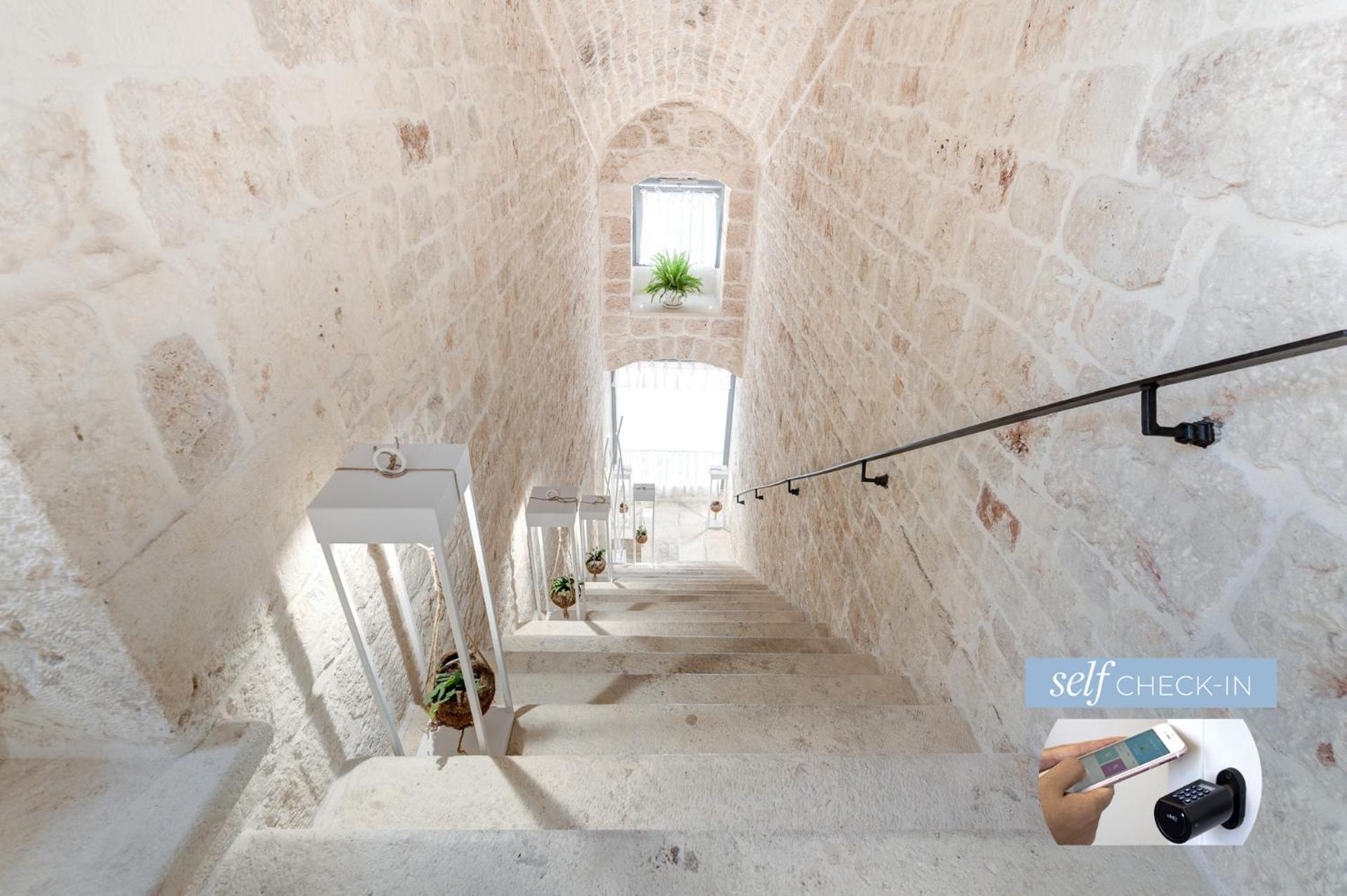 Vico Bianco Raro Smart Rooms Collection Ostuni Buitenkant foto