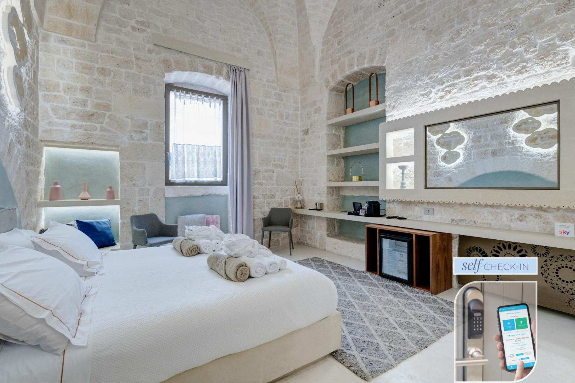 Vico Bianco Raro Smart Rooms Collection Ostuni Buitenkant foto
